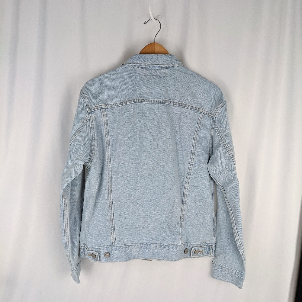 NEW Levi's Ex-Boyfriend Light Wash Jean Jacket - Picture 6 of 7
